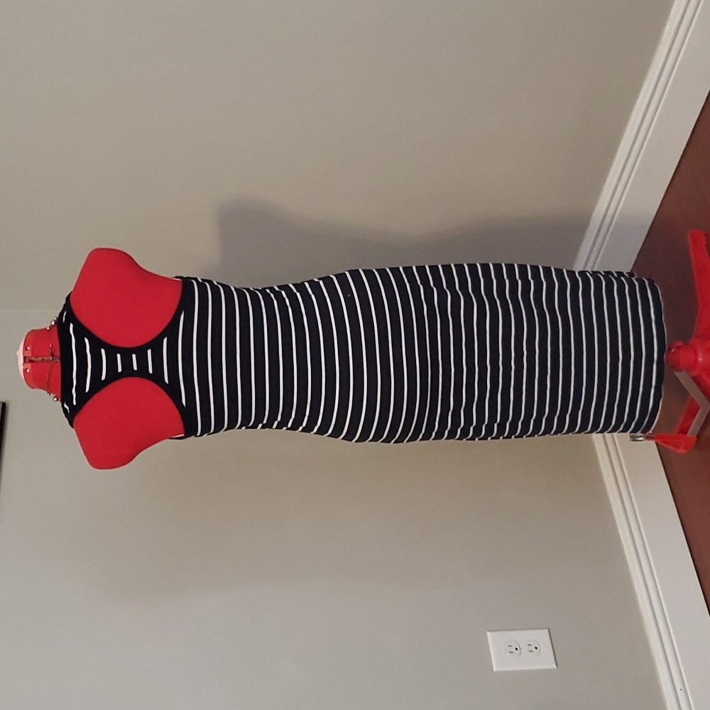 French Connection, Black & White Stripe dress, US Size 10 - Picture 3 of 4